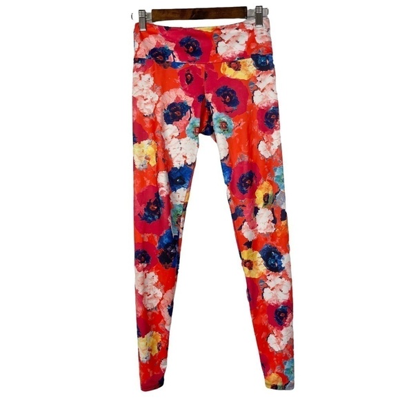 Onzie Red Colorful Floral Skinny 7/8 Athletic Pants XS - Picture 1 of 3